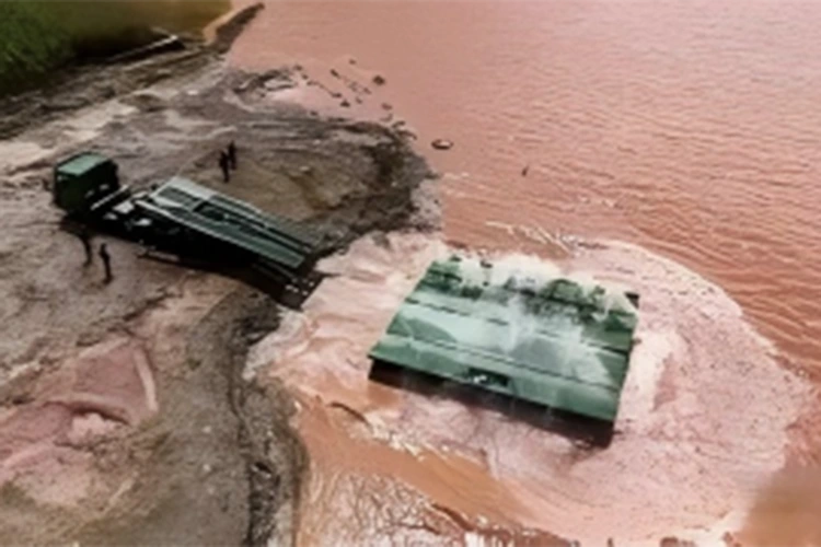 Ponte rapidamente posizionato