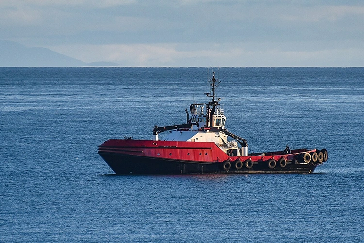 Rimorchiatore con trasmissione Z